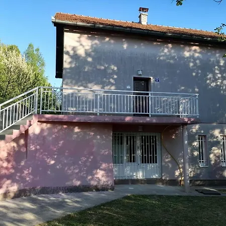 1 Sarajevo