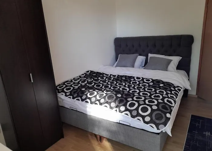 2 펜션 사라예보